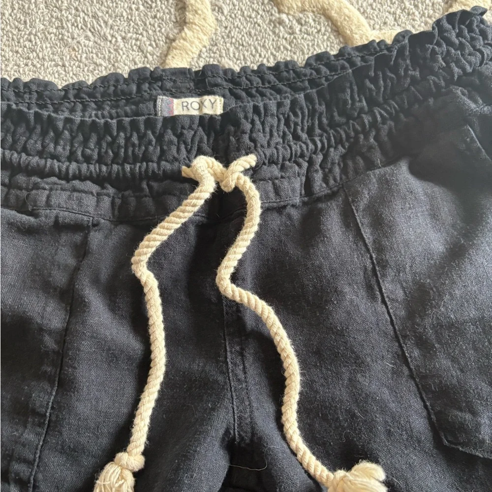 Roxy Navy Textured Pants - Picture 2 of 3